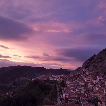 La Pietra Gialla Pietrapertosa Kültér fotó