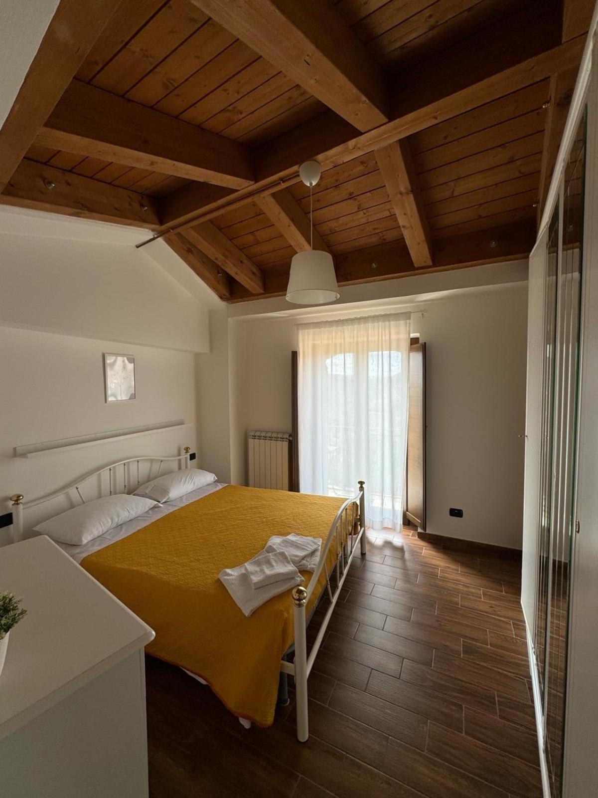 La Pietra Gialla Pietrapertosa Kültér fotó